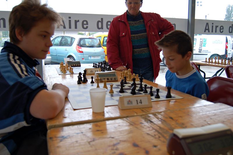 8ème Blitz Renault le 1 juin 2013 - Echiquier ledonien pascal_turle_blitz_renaul_2013__30_.jpg (large)