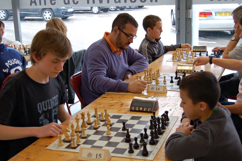 8ème Blitz Renault le 1 juin 2013 - Echiquier ledonien pascal_turle_blitz_renaul_2013__3_.jpg (large)