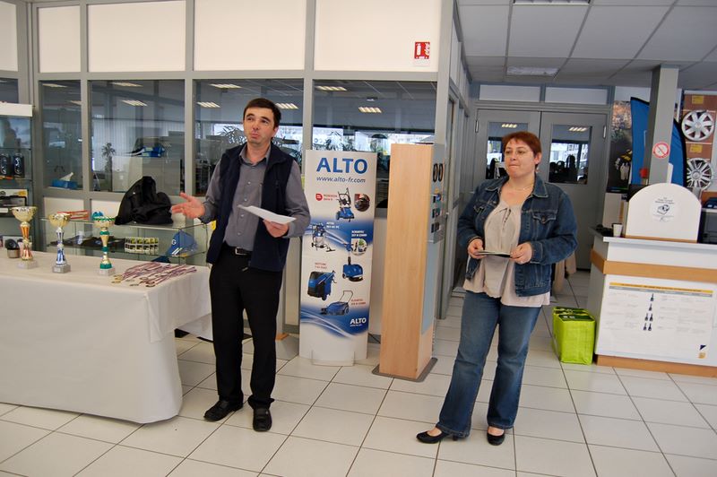 8ème Blitz Renault le 1 juin 2013 - Echiquier ledonien pascal_turle_blitz_renaul_2013__67_.jpg (large)
