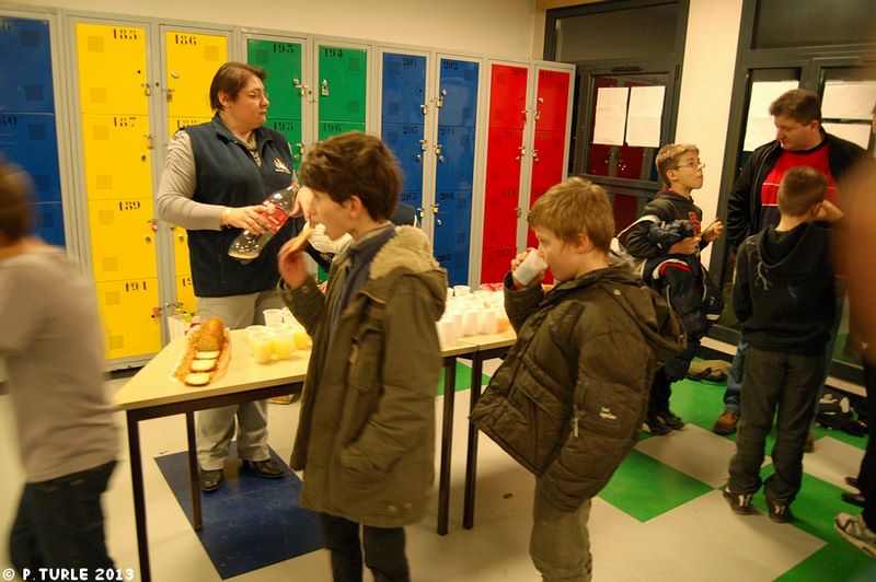 Championnat scolaire d’Echecs à Saint Exupéry  - Echiquier ledonien champ__scol__2013__145_.jpg (large)