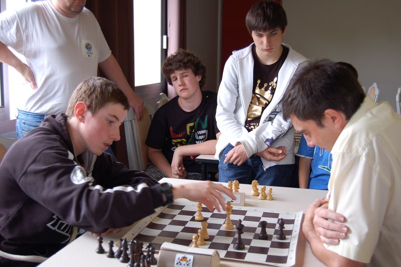 3eme Coupe de L'Amaryllis -Chess 960 - le 2 juin 2013 - Echiquier ledonien dsc_0013.jpg (large)