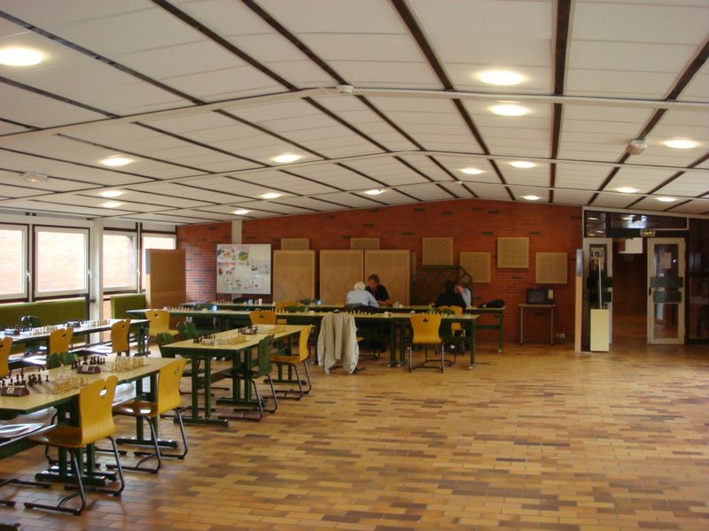 8ème FIDE du Conseil Général du Jura  - Echiquier ledonien dsc07369.jpg (large)