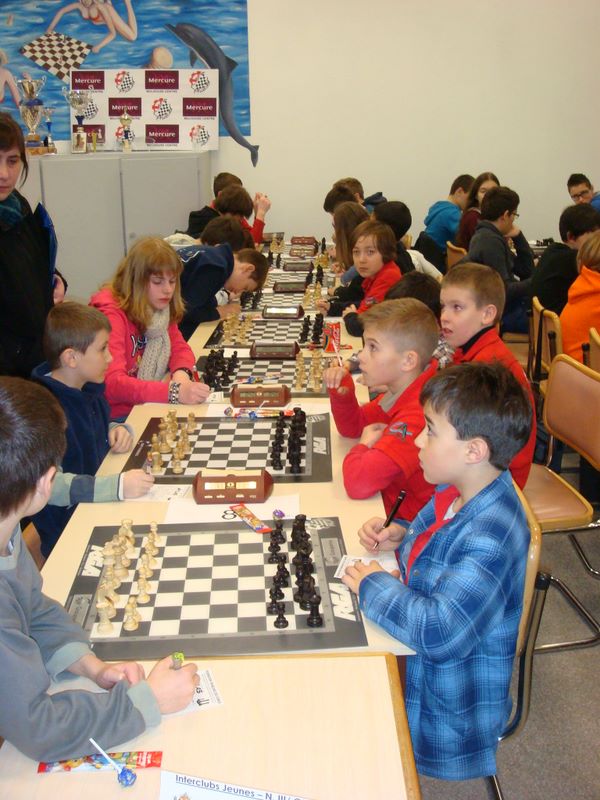 Echecs et Mat en Alsace.Nationale III jeunes.Mulhouse le  17 mars 2013 - Echiquier ledonien dsc07108.jpg (large)