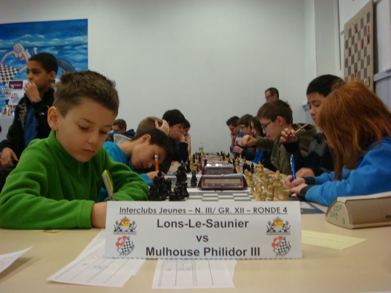 Echecs et Mat en Alsace.Nationale III jeunes.Mulhouse le  17 mars 2013 - Echiquier ledonien dsc07115.jpg (large)