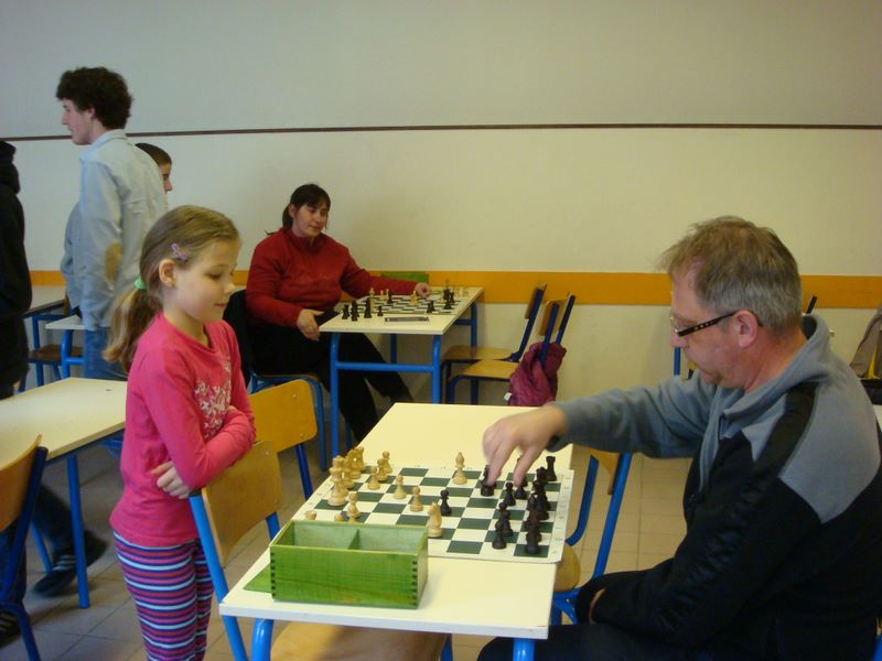 Championnat de France des jeunes 2013. Saint Paul les Trois Châteaux - Echiquier ledonien 81.jpg (large)