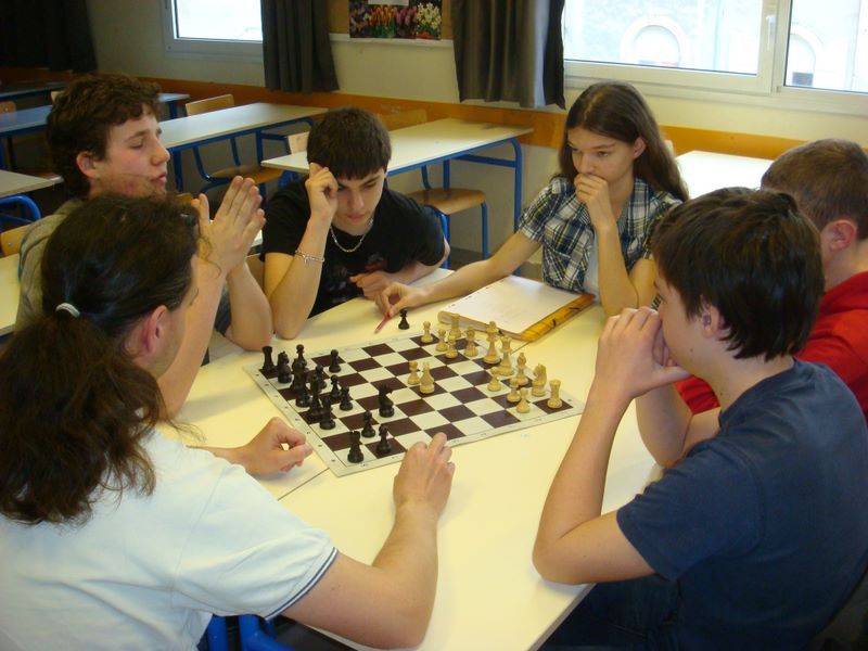 Championnat de France des jeunes 2013. Saint Paul les Trois Châteaux - Echiquier ledonien dsc07191.jpg (large)