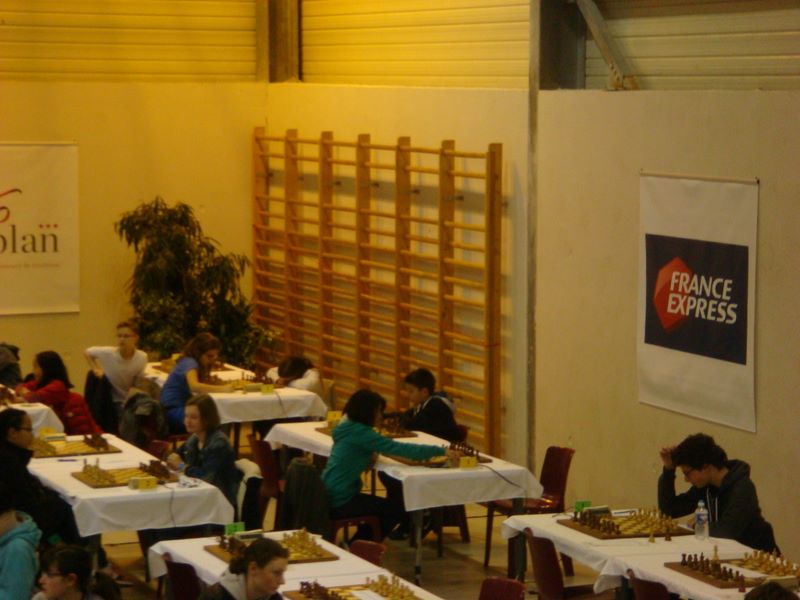 Championnat de France des jeunes 2013. Saint Paul les Trois Châteaux - Echiquier ledonien dsc07221.jpg (large)