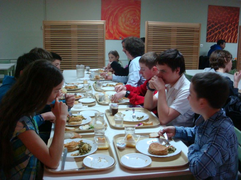 Championnat de France des jeunes 2013. Saint Paul les Trois Châteaux - Echiquier ledonien dsc07233.jpg (large)
