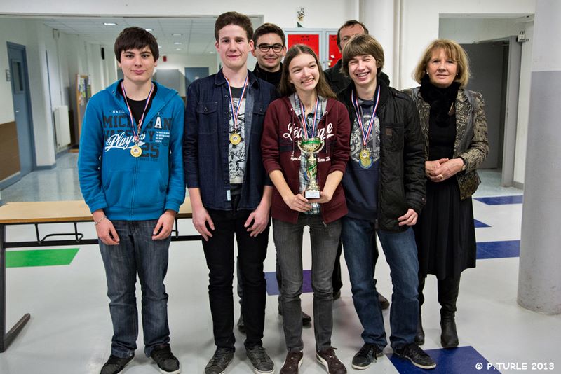 Championnats scolaires d’Echecs collège et lycée 2014 - Echiquier ledonien 87.jpg (large)