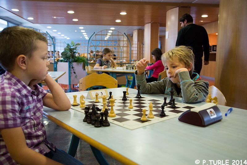 Championnat d’Echecs jeunes du Jura.Lons le Saunier le 15 & 16 février 2014 - Echiquier ledonien pascal_turle_champ_jeune_jura_2014___5_.jpg (large)