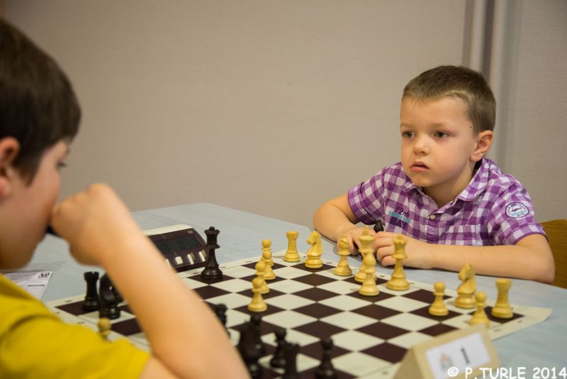 Championnat d’Echecs jeunes du Jura.Lons le Saunier le 15 & 16 février 2014 - Echiquier ledonien pascal_turle_champ_jeune_jura_2014___66_.jpg (large)