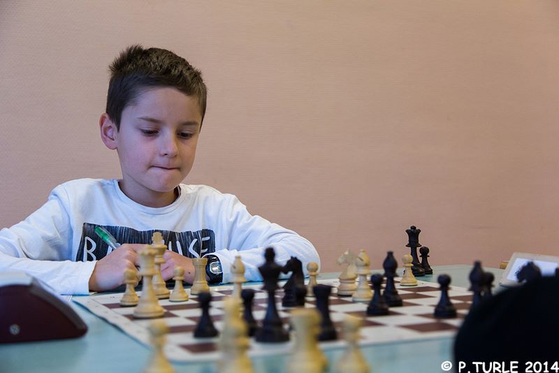 Championnat d’Echecs jeunes du Jura.Lons le Saunier le 15 & 16 février 2014 - Echiquier ledonien pascal_turle_champ_jeune_jura_2014___72_.jpg (large)