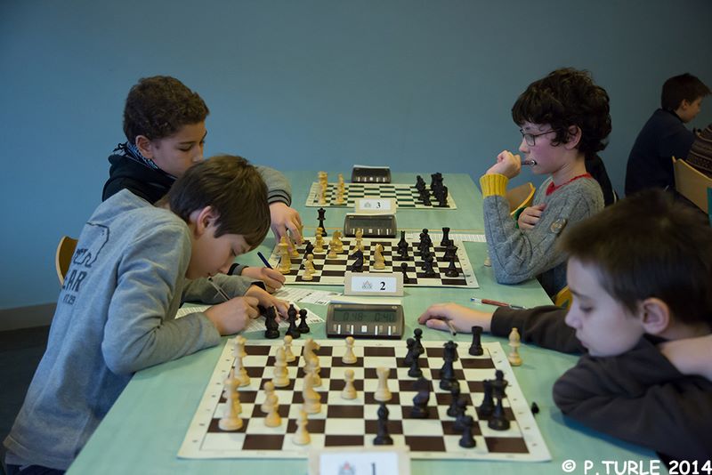 Championnat d’Echecs jeunes du Jura.Lons le Saunier le 15 & 16 février 2014 - Echiquier ledonien pascal_turle_champ_jeune_jura__14_.jpg (large)