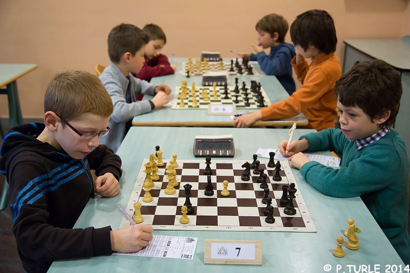 Championnat d’Echecs jeunes du Jura.Lons le Saunier le 15 & 16 février 2014 - Echiquier ledonien pascal_turle_champ_jeune_jura__6_.jpg (large)