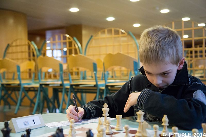 Championnat d’Echecs jeunes du Jura.Lons le Saunier le 15 & 16 février 2014 - Echiquier ledonien pascal_turle_champ_jeune_jura__9_.jpg (large)