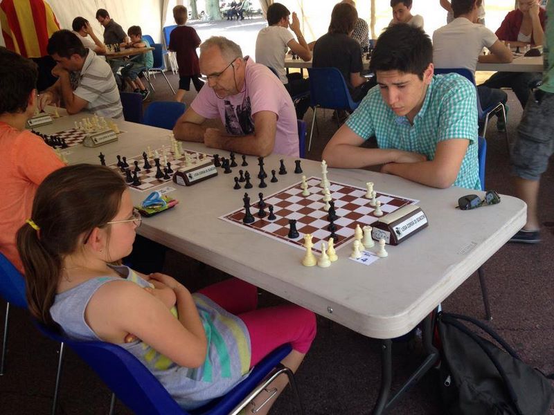 Championnat européen des jeunes par équipe en cadence rapide.Bastia 5 & 6 juin 2014   - Echiquier ledonien bastia_2014__23_.jpg (large)