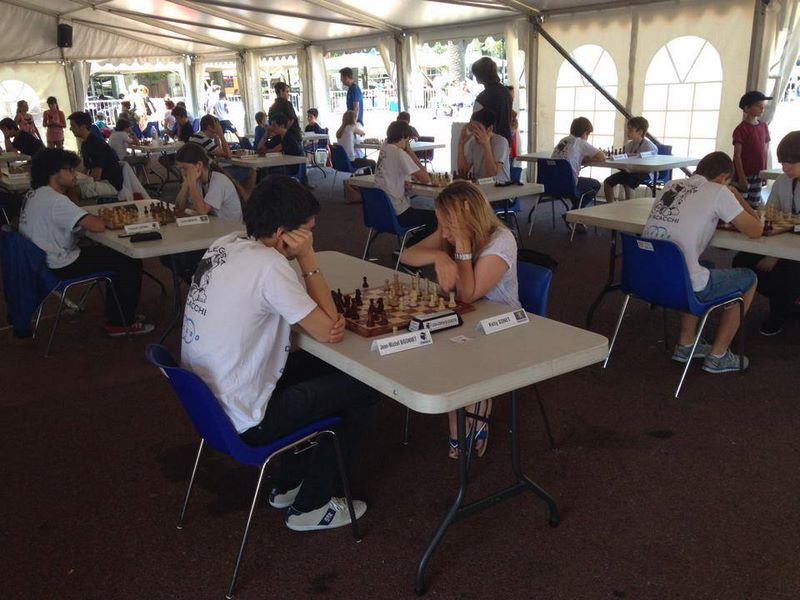 Championnat européen des jeunes par équipe en cadence rapide.Bastia 5 & 6 juin 2014   - Echiquier ledonien bastia_2014__67_.jpg (large)