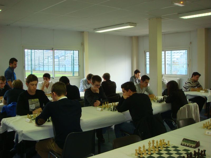 Championnat de France Universitaire d’Echecs le 18 & 19 janvier 2014 à Besançon - Echiquier ledonien dsc07958.jpg (large)