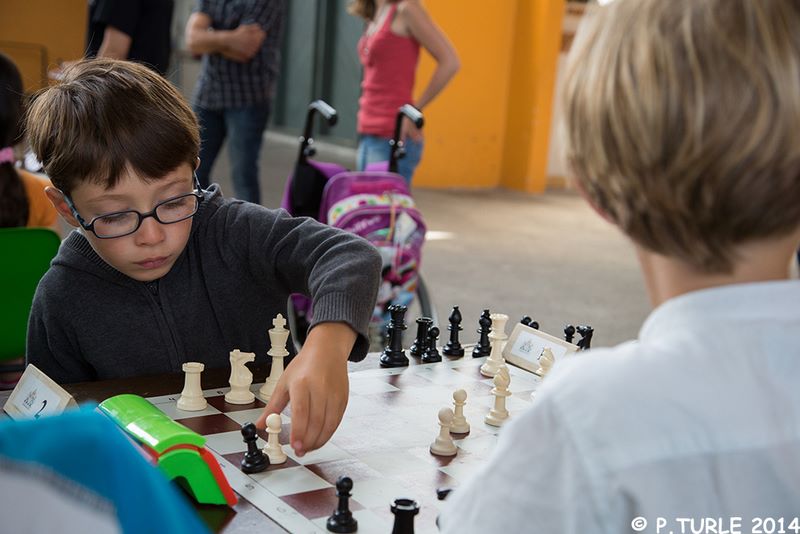 Maxi tournoi scolaire .Lons le Saunier le 26 juin 2014 - Echiquier ledonien pascal_turle_maxi_tournoi_scolaire_2014__119_.jpg (large)