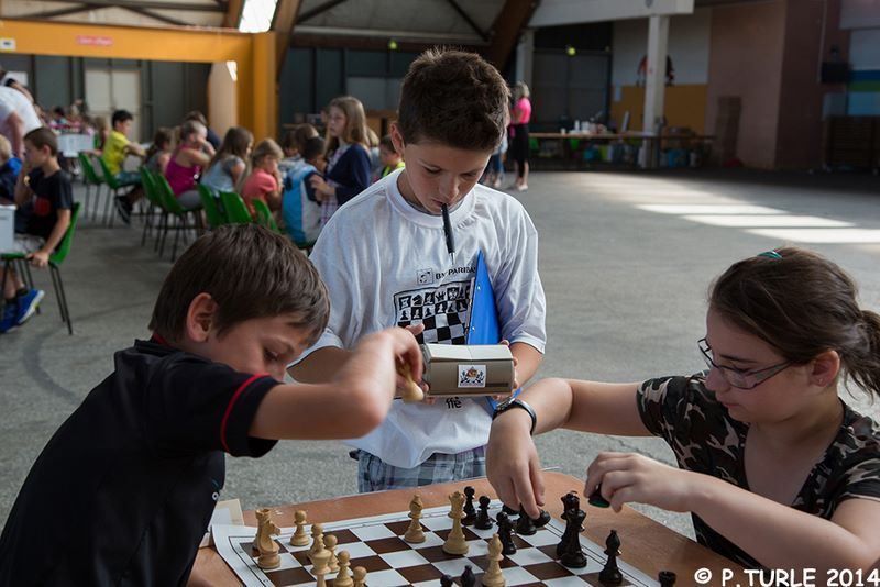 Maxi tournoi scolaire .Lons le Saunier le 26 juin 2014 - Echiquier ledonien pascal_turle_maxi_tournoi_scolaire_2014__24_.jpg (large)