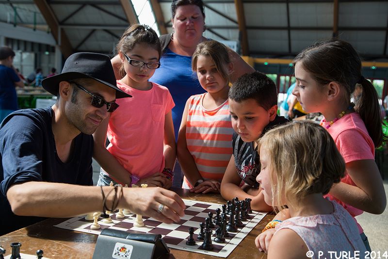 Maxi tournoi scolaire .Lons le Saunier le 26 juin 2014 - Echiquier ledonien pascal_turle_maxi_tournoi_scolaire_2014__37_.jpg (large)