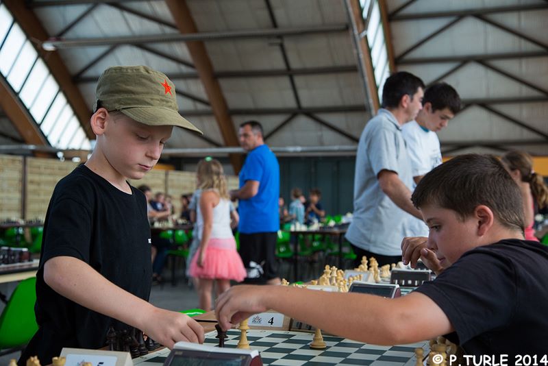Maxi tournoi scolaire .Lons le Saunier le 26 juin 2014 - Echiquier ledonien pascal_turle_maxi_tournoi_scolaire_2014__70_.jpg (large)