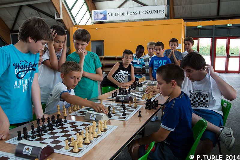 Maxi tournoi scolaire .Lons le Saunier le 26 juin 2014 - Echiquier ledonien pascal_turle_maxi_tournoi_scolaire_2014__90_.jpg (large)