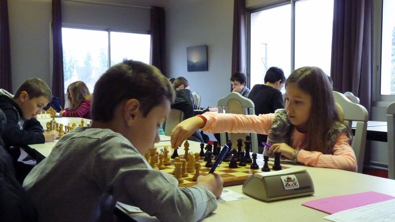 N3 Jeunes - Ronde 1 - Le 17 novembre 2013 - Echiquier ledonien p1080339.jpg (large)