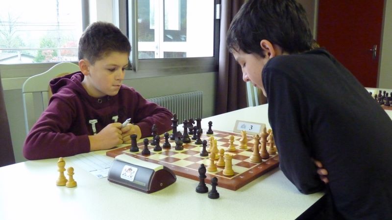 N3 Jeunes - Ronde 1 - Le 17 novembre 2013 - Echiquier ledonien p1080354.jpg (large)