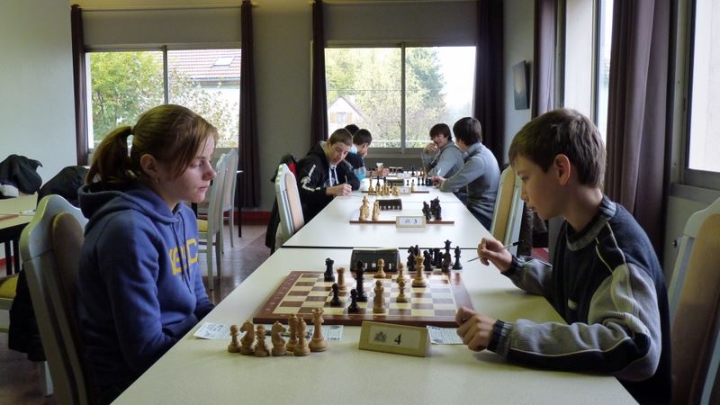 N3 Jeunes - Ronde 1 - Le 17 novembre 2013 - Echiquier ledonien p1080387.jpg (large)