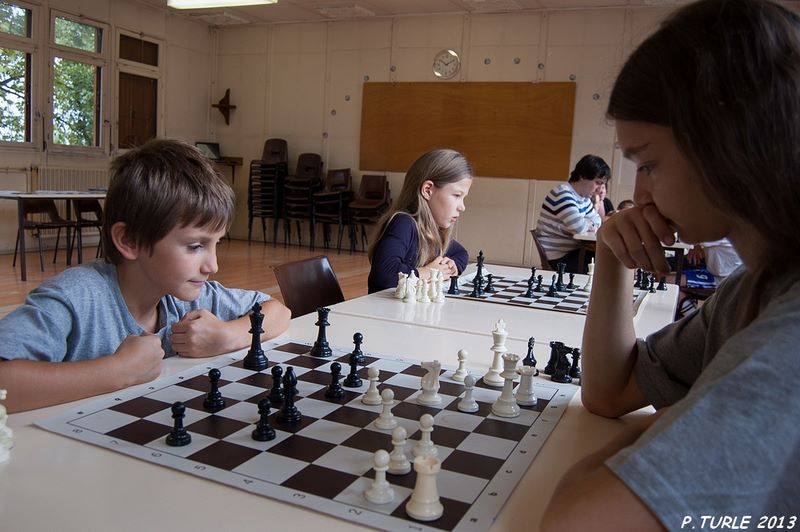 Journée porte ouverte pour l'école d'échecs à la salle du Couchant le samedi 7 septembre 2013 - Echiquier ledonien pascal_turle_portes_ouvertes_2013__14_.jpg (large)