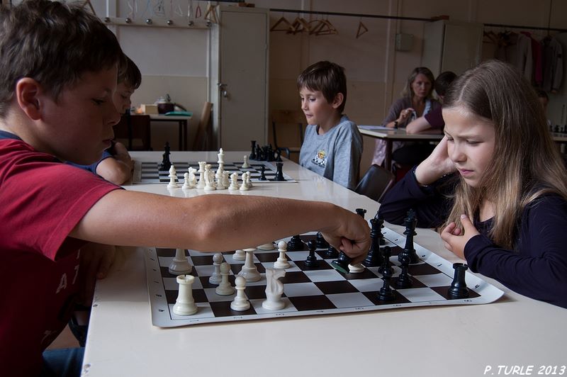 Journée porte ouverte pour l'école d'échecs à la salle du Couchant le samedi 7 septembre 2013 - Echiquier ledonien pascal_turle_portes_ouvertes_2013__9_.jpg (large)