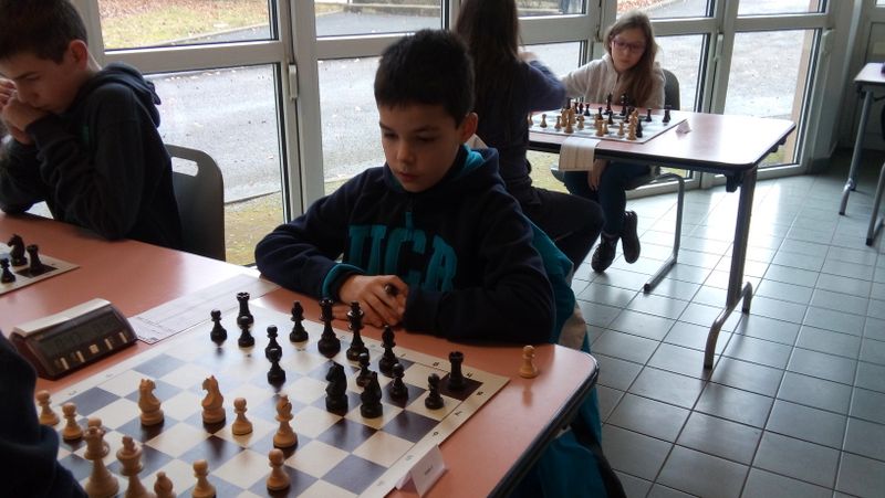 Championnat individuel jeune d’Echecs de Franche Comté.Luxeuil 2015 - Echiquier ledonien 20150221_144006.jpg (large)