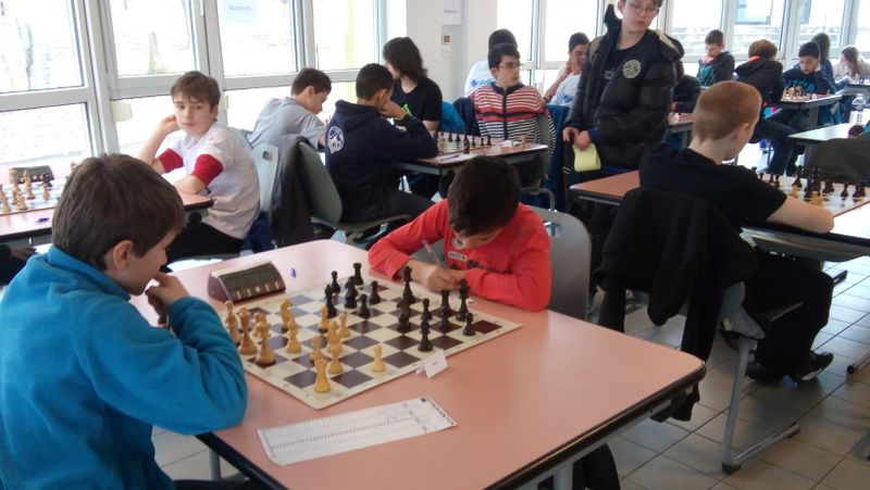 Championnat individuel jeune d’Echecs de Franche Comté.Luxeuil 2015 - Echiquier ledonien 20150221_144214.jpg (large)