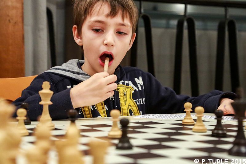 Championnat des jeunes du Jura  2015. Arbois le 17 et 18 janvier 2015 - Echiquier ledonien pascal_turle_champ_dep__jj_2015_r2__14_.jpg (large)