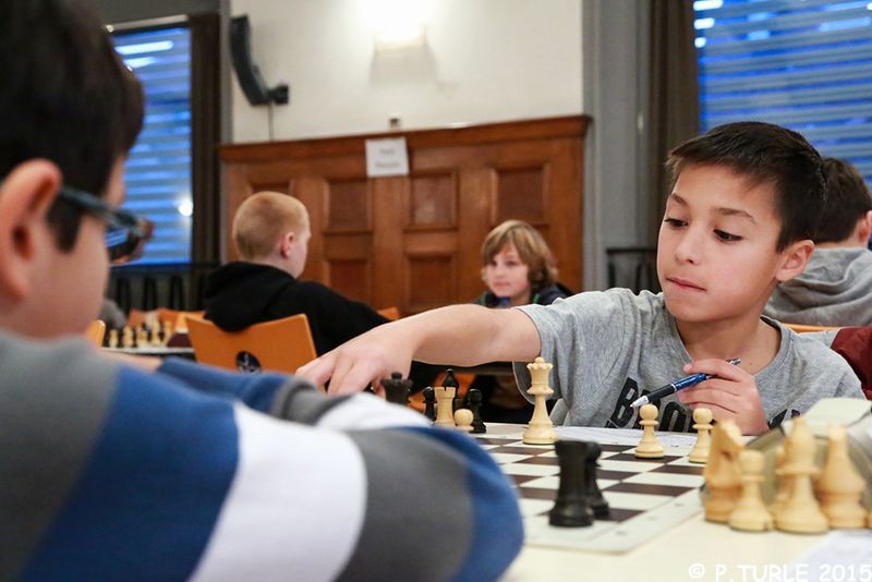 Championnat des jeunes du Jura  2015. Arbois le 17 et 18 janvier 2015 - Echiquier ledonien pascal_turle_champ_dep_jj_2015_r1__44_.jpg (large)