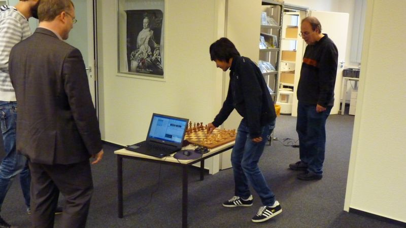 Rencontre franco-allemande à Hambourg  2014- dans les locaux de ChessBase - Echiquier ledonien p1100947.jpg (large)