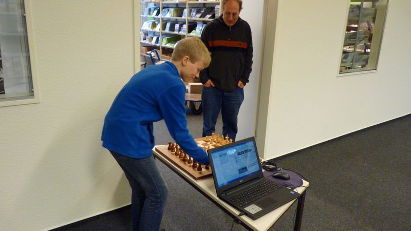 Rencontre franco-allemande à Hambourg  2014- dans les locaux de ChessBase - Echiquier ledonien p1100954.jpg (large)