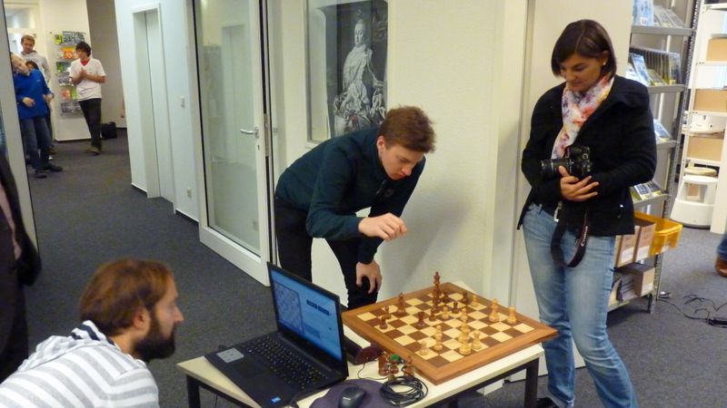 Rencontre franco-allemande à Hambourg  2014- dans les locaux de ChessBase - Echiquier ledonien p1110018.jpg (large)