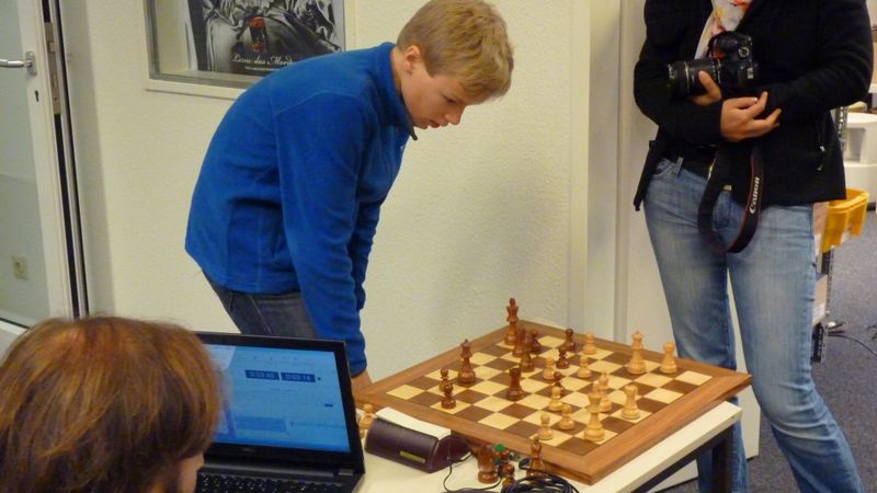 Rencontre franco-allemande à Hambourg  2014- dans les locaux de ChessBase - Echiquier ledonien p1110020.jpg (large)