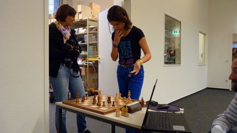 Rencontre franco-allemande à Hambourg  2014- dans les locaux de ChessBase - Echiquier ledonien p1110022.jpg (large)