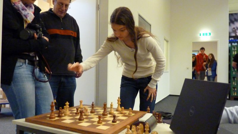 Rencontre franco-allemande à Hambourg  2014- dans les locaux de ChessBase - Echiquier ledonien p1110029.jpg (large)
