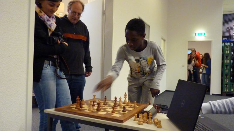 Rencontre franco-allemande à Hambourg  2014- dans les locaux de ChessBase - Echiquier ledonien p1110039.jpg (large)