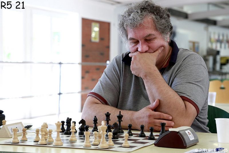 10eme OPEN FIDE du conseil départemental du Jura Lons le Saunier mai 2015 - Echiquier ledonien pascal_turle_fide_2015_ronde_5__21_.jpg (large)