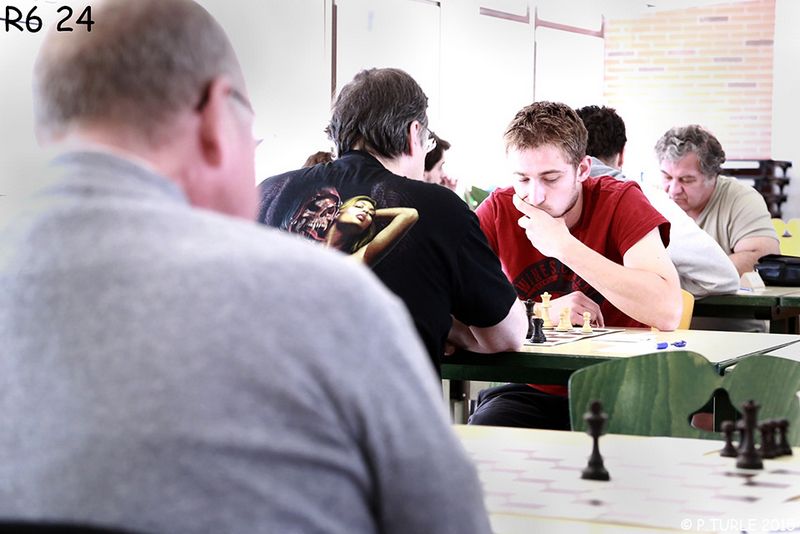 10eme OPEN FIDE du conseil départemental du Jura Lons le Saunier mai 2015 - Echiquier ledonien pascal_turle_ronde_r6___24_.jpg (large)