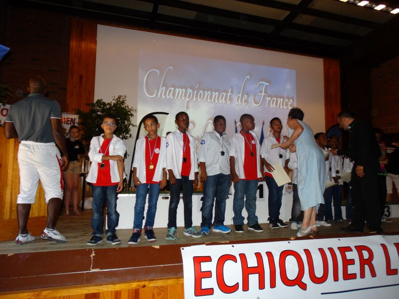  Finale nationale des Ecoles 2015 .Lons le Saunier les 5,6 & 7 juin 2015 - Echiquier ledonien dsc00502.jpg (large)