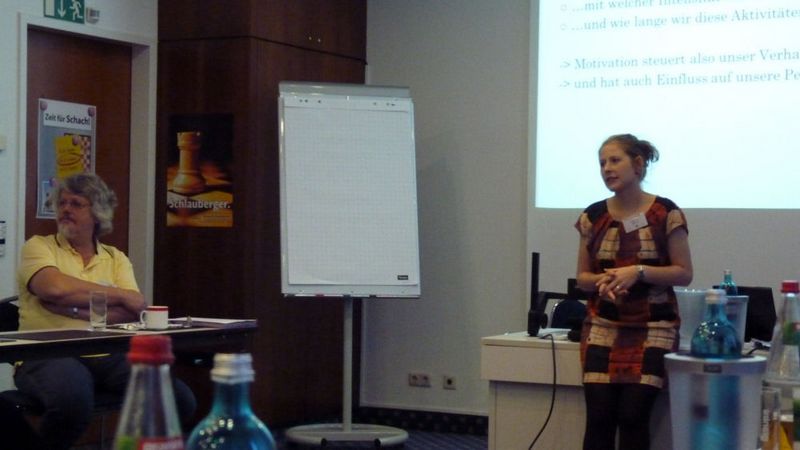 Congrès Echecs Féminins Kassel Allemagne. Du 5 au 7 septembre 2014 à Kassel. - Echiquier ledonien 6.jpg (large)