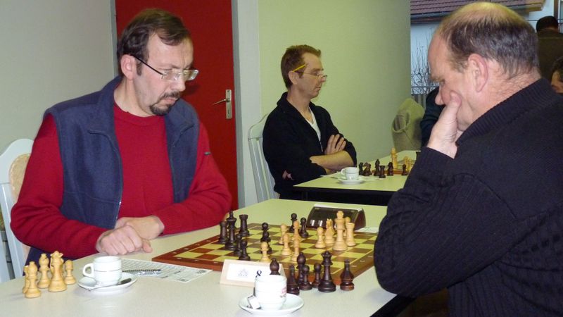 Nationale IV - Ronde 3 - Lons vs Dole - Lons le Saunier le 14 décembre 2014 - Echiquier ledonien 5.jpg (large)