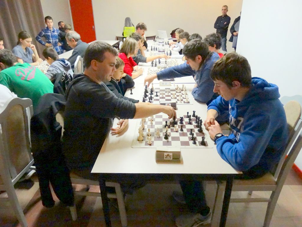 Soirée Mont d'or chaud - Blitz à 4 le 12 décembre 2015 - Echiquier ledonien dsc00759.jpg (large)