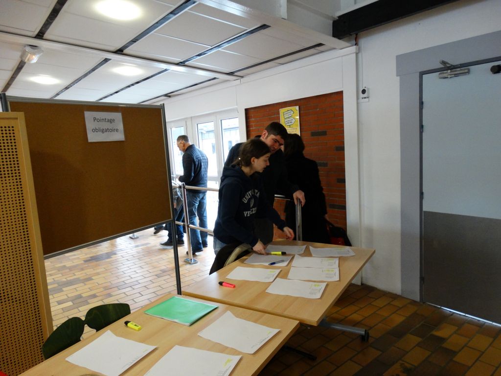 Championnats d’échecs des jeunes du Jura.Lons le Saunier le 16 & 17  janvier 2016 - Echiquier ledonien dsc01441.jpg (large)